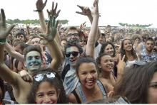 Des spectateurs au festival Solidays.