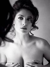 Salma Hayek Topless Allure Juillet 2015