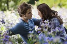 Robert Pattinson et Kristen Stewart dans "Twilight".