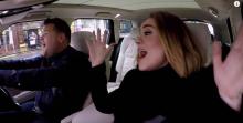 Adele et James Corden. 