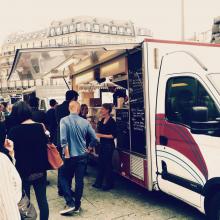 Le food truck "le camion qui fume".