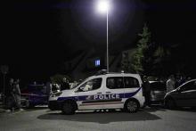 Une voiture de police devant le domicile des policiers tués à Magnanville lundi 13 juin.