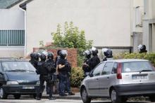 La BRI perquisitionne un domicile de Saint-Etienne-du-Rouvray le 26 juillet.