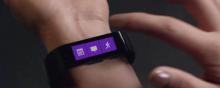 Le bracelet connecté Microsoft Band.