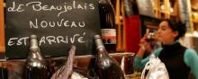 Des bouteilles de Beaujolais nouveau lors de son arrivée.