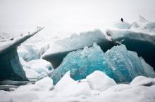 Des icebergs dans la lagune Jokulsarlon dans la région d'Austurland en Islande le 13 avril 2017