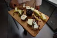 Un plateau de fromages français dans un restaurant de Pékin, le 8 septembre 2017, les autorités chin