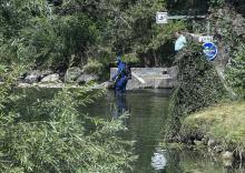 Un plongeur de la gendarmerie à la recherche de traces de Maëlys, fillette de 9 ans disparue à Pont-