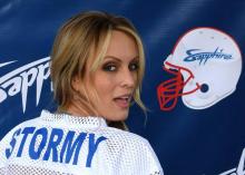 Stormy Daniels, l'actrice pornographique soupçonnée d'avoir eu une relation sexuelle avec Donald Trump en 2006 a menacé mercredi de faire des révélations à la presse