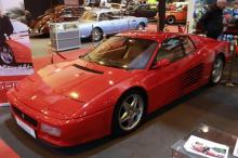 Une Ferrari 512 TR ayant appartenu à Johnny Hallyday dans les années 1990 exposée à Paris Expo, le 6 février 2018 à Paris