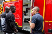 Mamoudou Gassama à la Brigade des sapeurs-pompiers de Paris, le 29 mai 2018