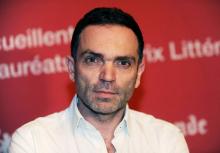 L'écrivain français Yann Moix le 21 novembre 2013 au Touquet dans le nord de la France