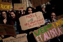 Greta Thunberg prononce un discours à Bruxelles lors d'une manifestation pour l'urgence climatique, le 21 février 2019