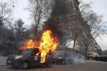 Un manifestant gilet jaune, samedi 9 février 2019 sur les Champs-Elysées