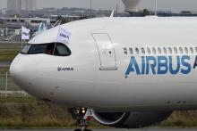 Le nouvel Airbus A330neo, le 19 octobre 2017, à l'aéroport de Toulouse-Blagnac (Haute-Garonne)