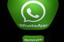 Le logo de l'application de messagerie WhatsApp, victime d'une attaque informatique qui a permis l'installation de logiciels espions sur des smartphones d'utilisateurs. Photo prise le 28 décembe 2016