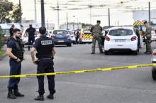 Des policiers et des soldats à Villeurbanne, dans la banlieue de Lyon, le 31 août 2019, après une attaque au couteau qui a fait un mort et neuf blessés