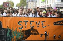 Des participants à la 21e Techno Parade, le 28 septembre 2019 à Paris