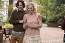 Timothée Chalamet et Elle Fanning dans le film Un jour de Pluie à New York