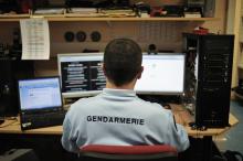 Pris à leur propre jeu: la gendarmerie française a réussi à neutraliser un "botnet", un réseau d'ordinateurs piratés de plusieurs centaines de milliers de machines, principalement situées en Amérique 