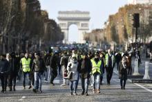 Champs-Elysées le 17 novembre 2018 manif gilets jaunes