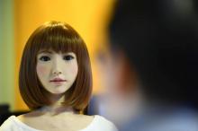 Le robot Erica créé par les Laboratoires japonais Hiroshi Ishiguro et présenté au Congrès international de la robotique IROS, le 5 octobre 2018 à Madrid