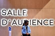 Une gendarme devant la salle d'audience du Palais de Justice de Paris, le 8 septembre 2021, où s'ouvre le procès des attentats du 13 novembre 2015