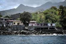 Le front de mer au Prêcheur menacé par la montée des eaux, le 17 juin 2022 en Martinique