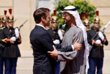 Emmanuel Macron et Mohammed Ben Zayed Al Nahyane , président des Emirats arabes unis